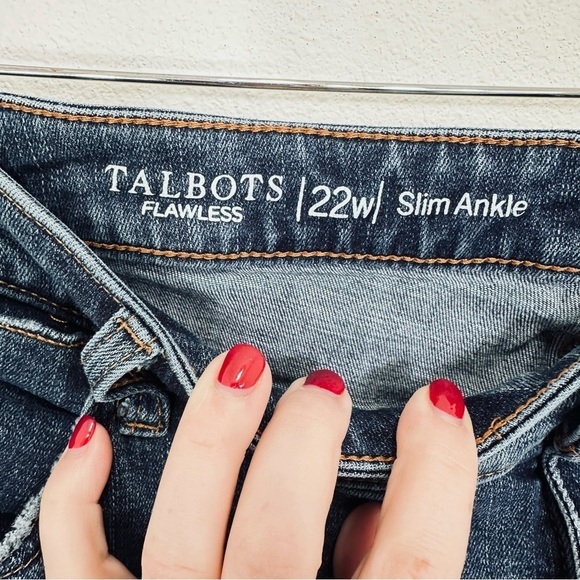 Talbots Women's Jeans Slim Ankle Medium Wash Size 22W Frayed Hem Casual - Picture 3 of 6